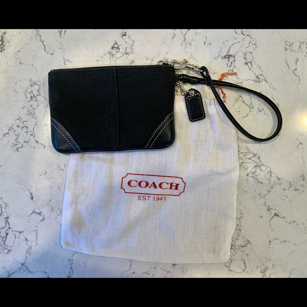 Coach wristlet and dust bag